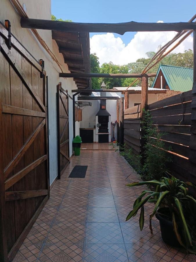 Cerca Del Rio Carmen del Paraná Exterior foto